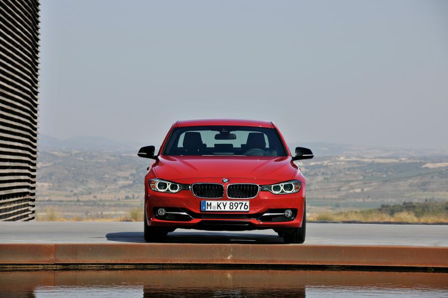  BMW 3-Series 2012 года  (фото 153 из 191)
